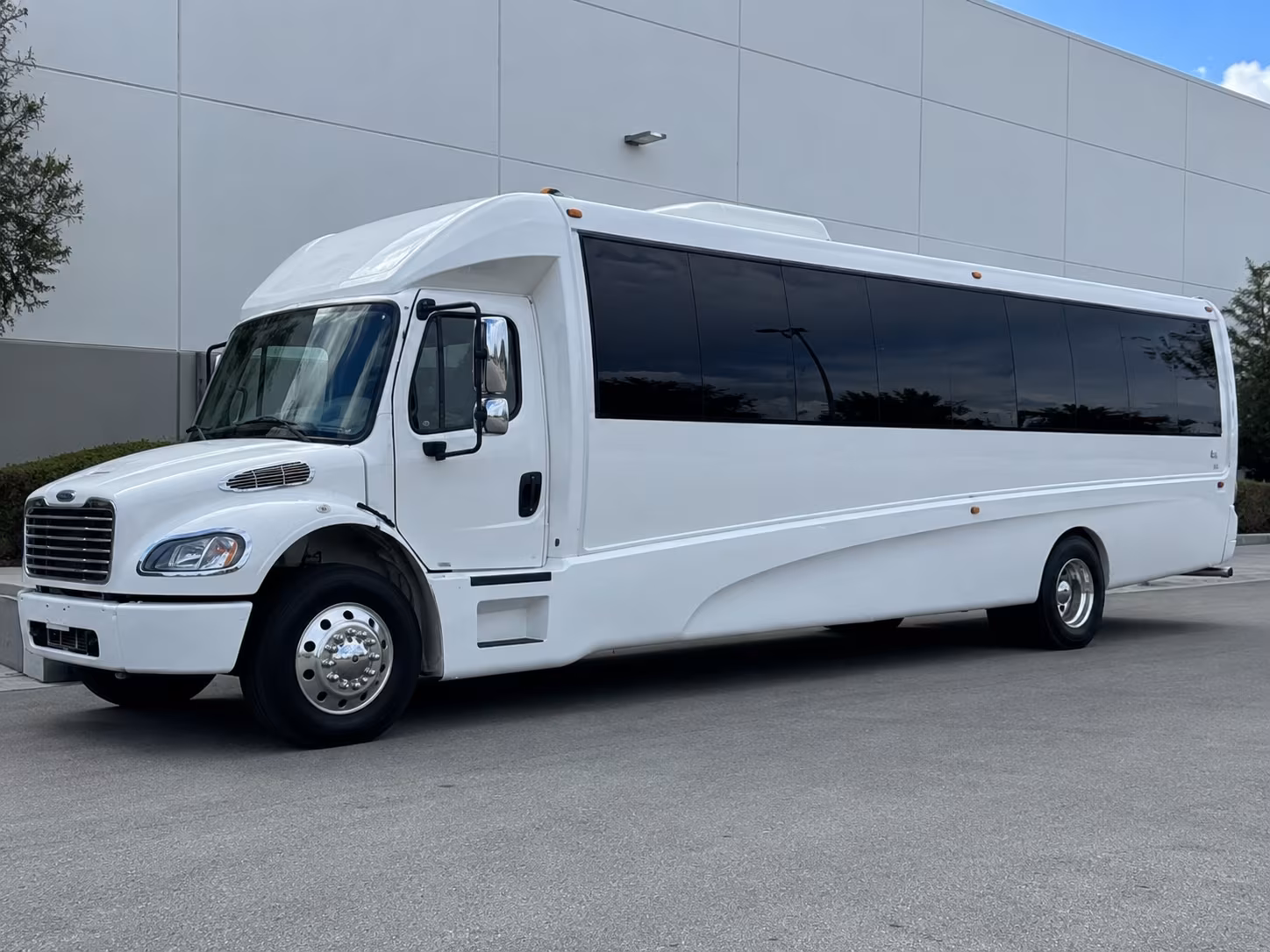 Fontana Homecoming & Prom Party Bus Rentals