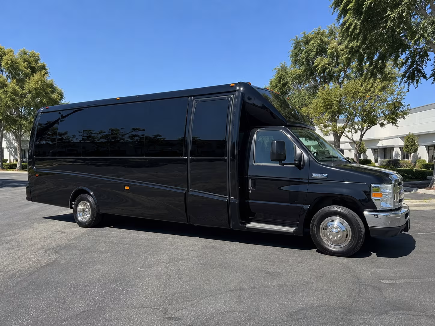 Fontana Winery Tour & Pub Crawl Transportation party bus exterior