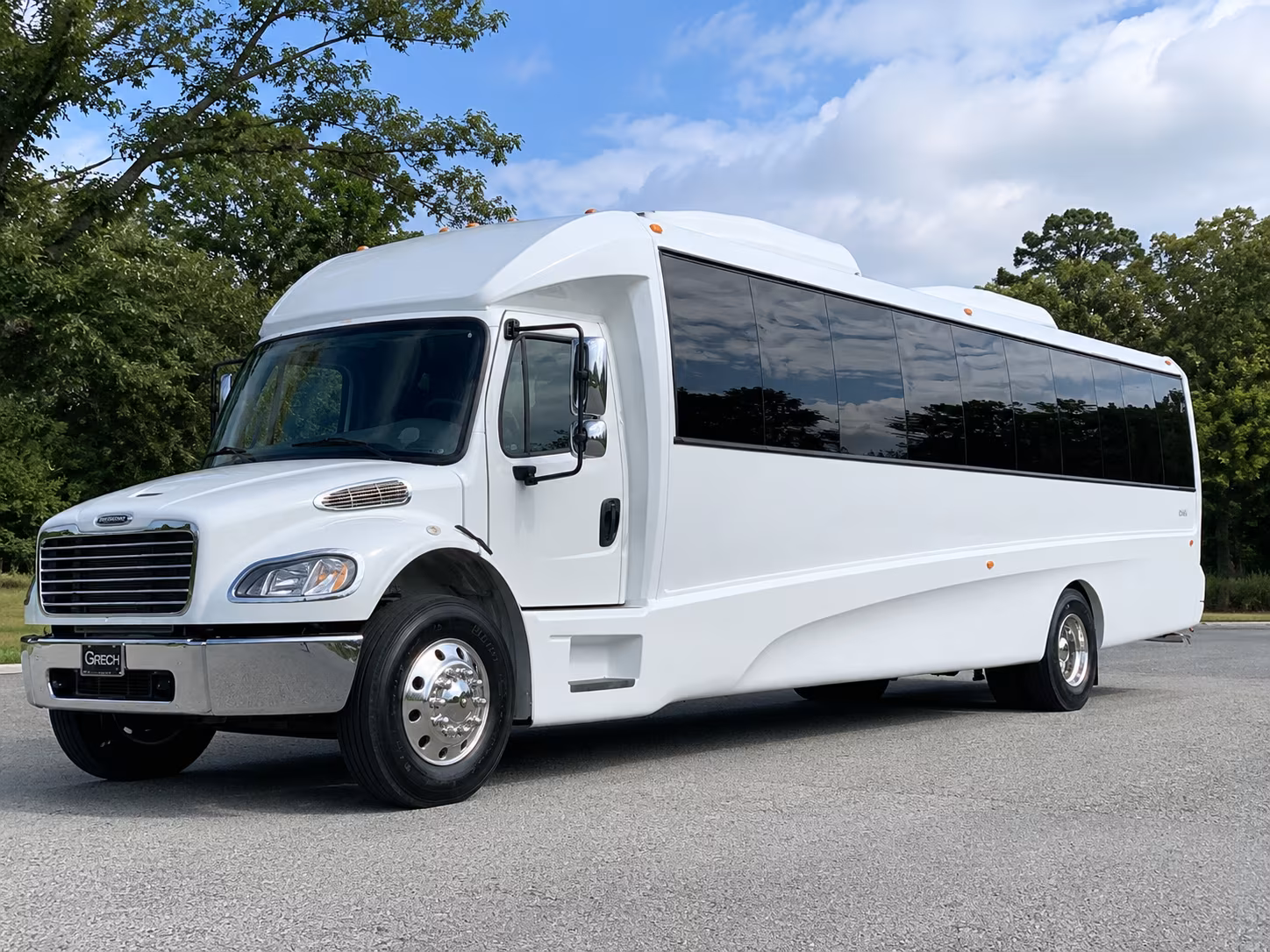 Rancho Cucamonga Homecoming & Prom Party Bus Rentals